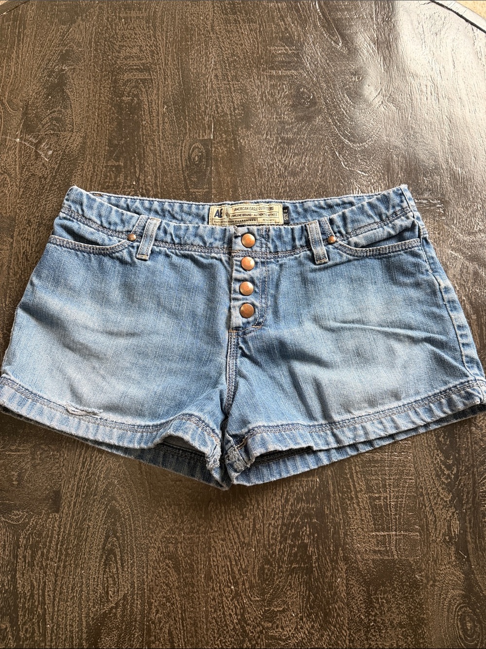 Y2K American Eagle Outfitters Light Blue Denim Button-Fly Women’s Shorts